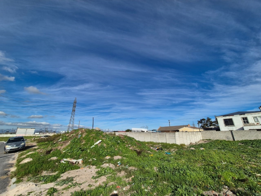  Bedroom Property for Sale in Sunbird Park Western Cape